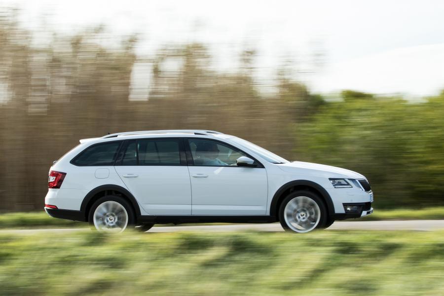  Skoda Octavia Scout 2017 года  (WW) (фото 10 из 40)